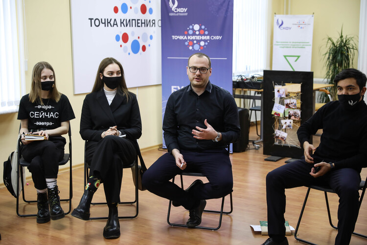Интервью с выдающимся выпускником